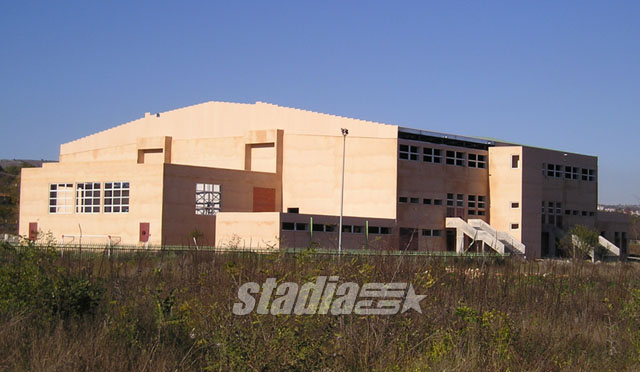 External view of the new Kozani Arena (November 2004)    Costas Tsioras  -  Click to enlarge!