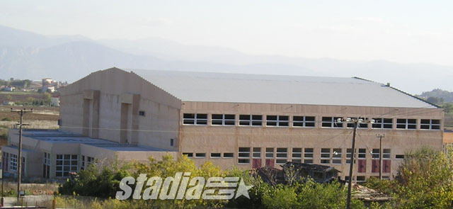 External view of the new Kozani Arena (November 2004)    Costas Tsioras  -  Click to enlarge!