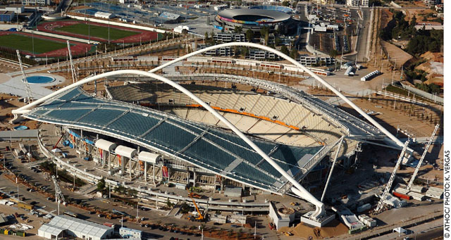 The upgraded Athens Olympic Stadium (August 2004)          "ATHENS 2004"/K.VERGAS